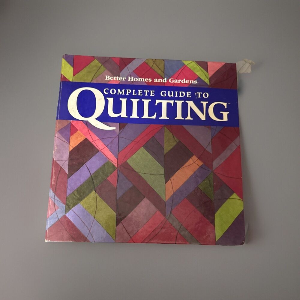Complete Guide to Quilting by American Patchwork & Quilting (2002, Spiral)